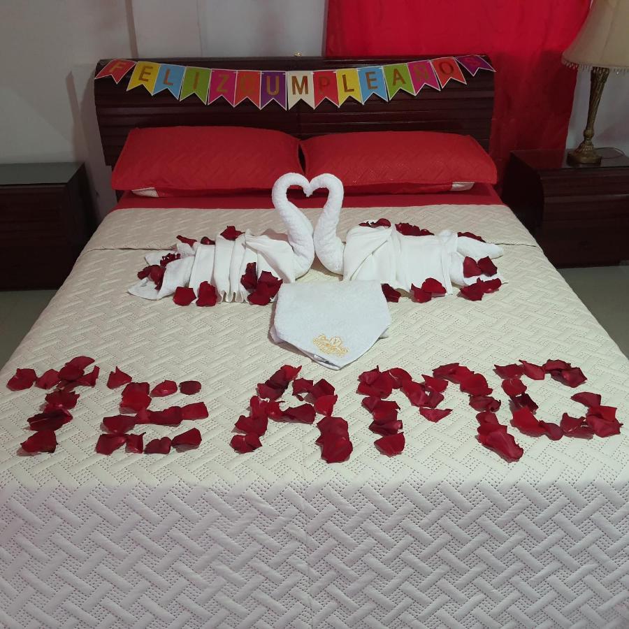 Hotel Velices Буґа Екстер'єр фото