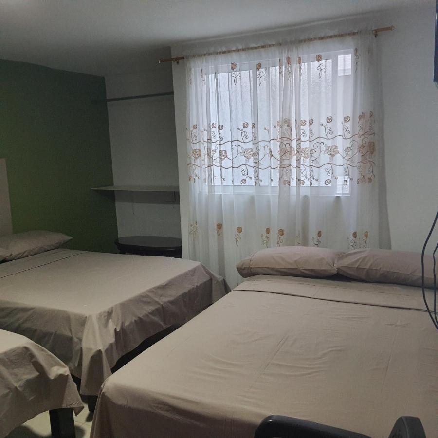 Hotel Velices Буґа Екстер'єр фото