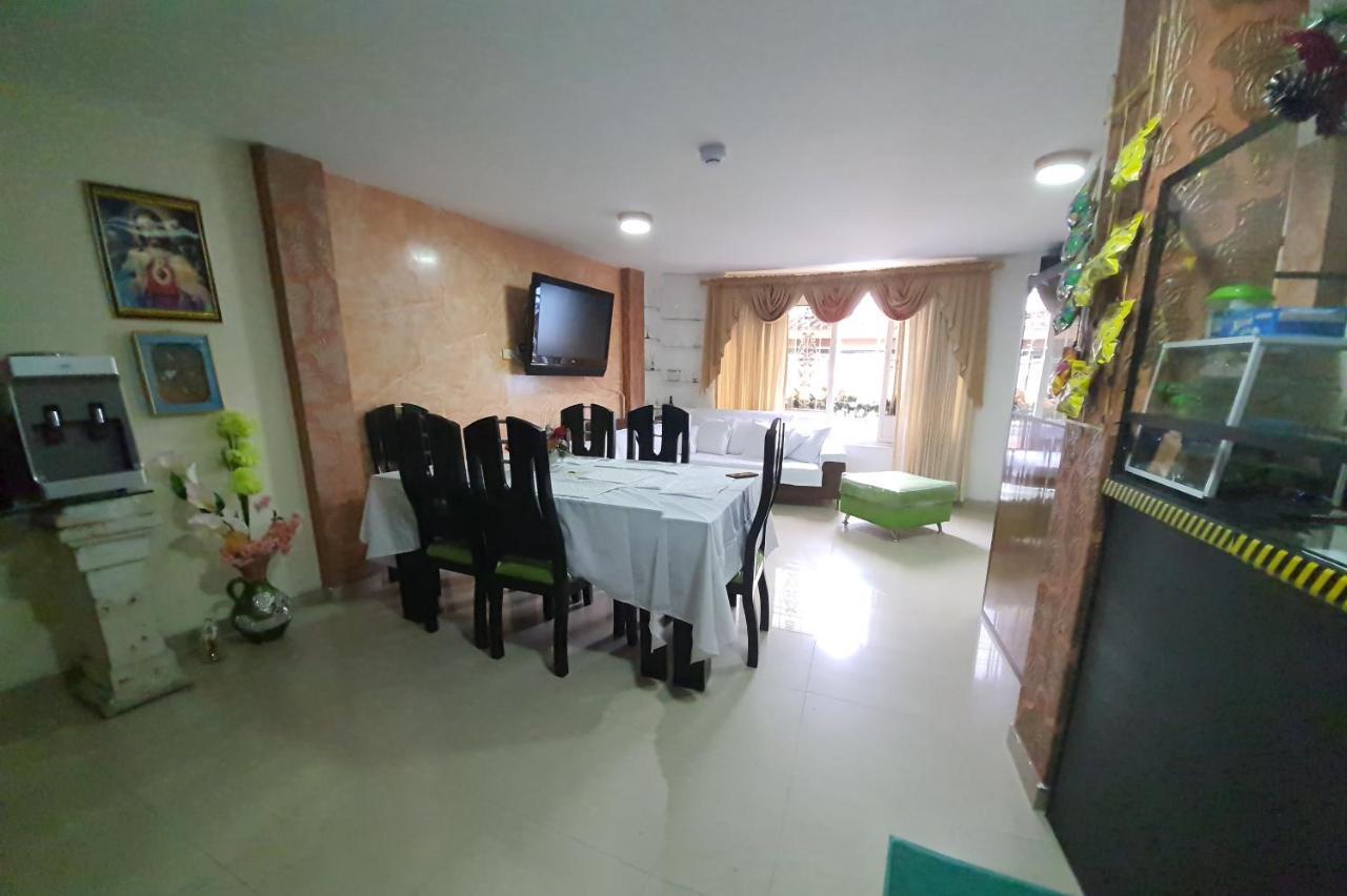 Hotel Velices Буґа Екстер'єр фото