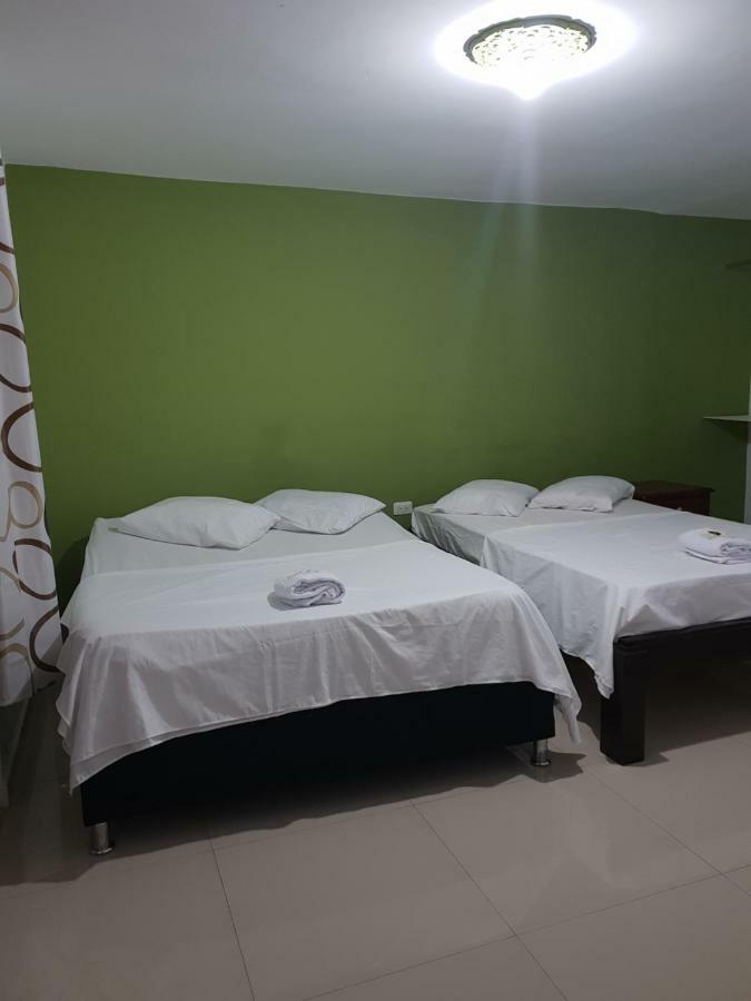 Hotel Velices Буґа Екстер'єр фото