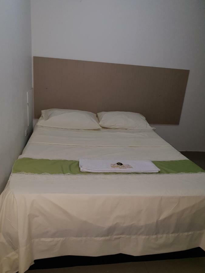 Hotel Velices Буґа Екстер'єр фото