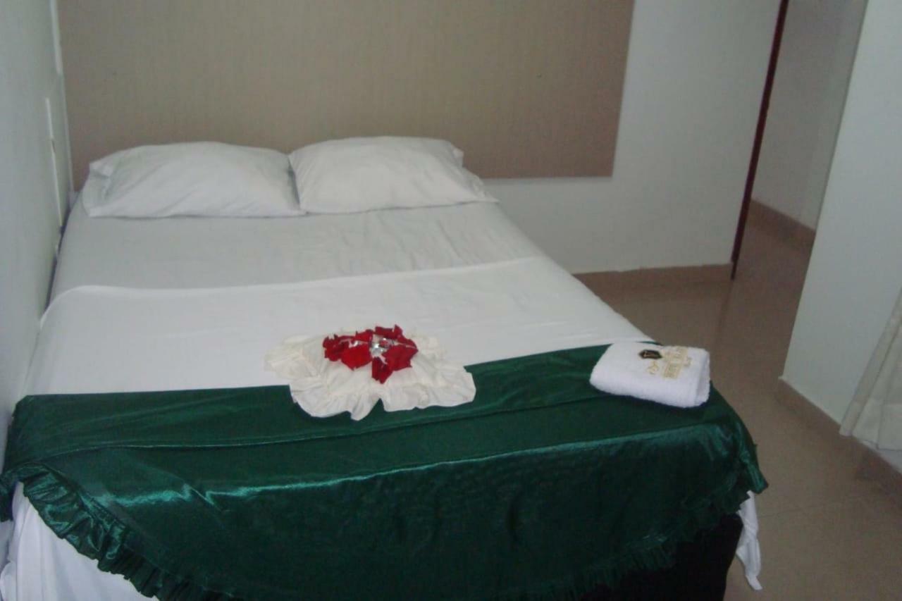 Hotel Velices Буґа Екстер'єр фото