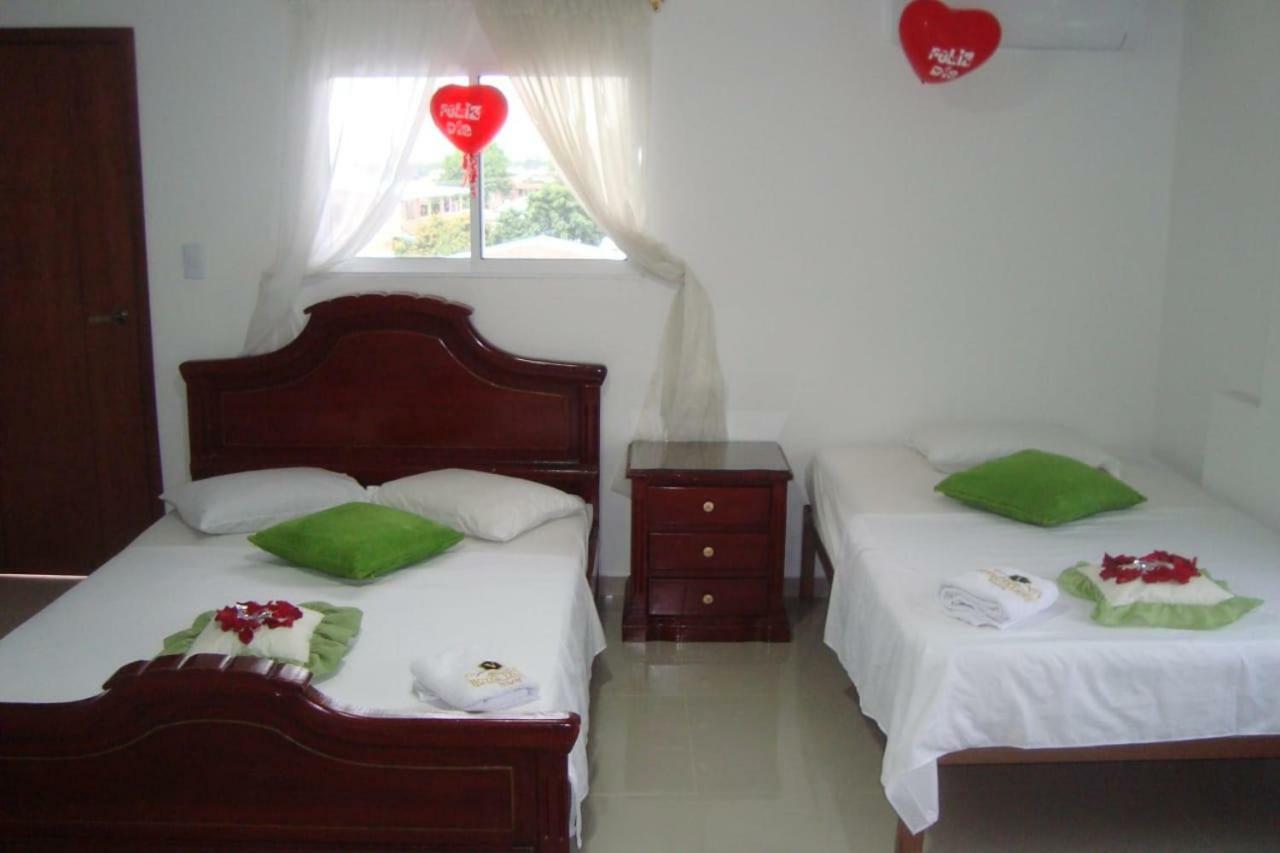 Hotel Velices Буґа Екстер'єр фото