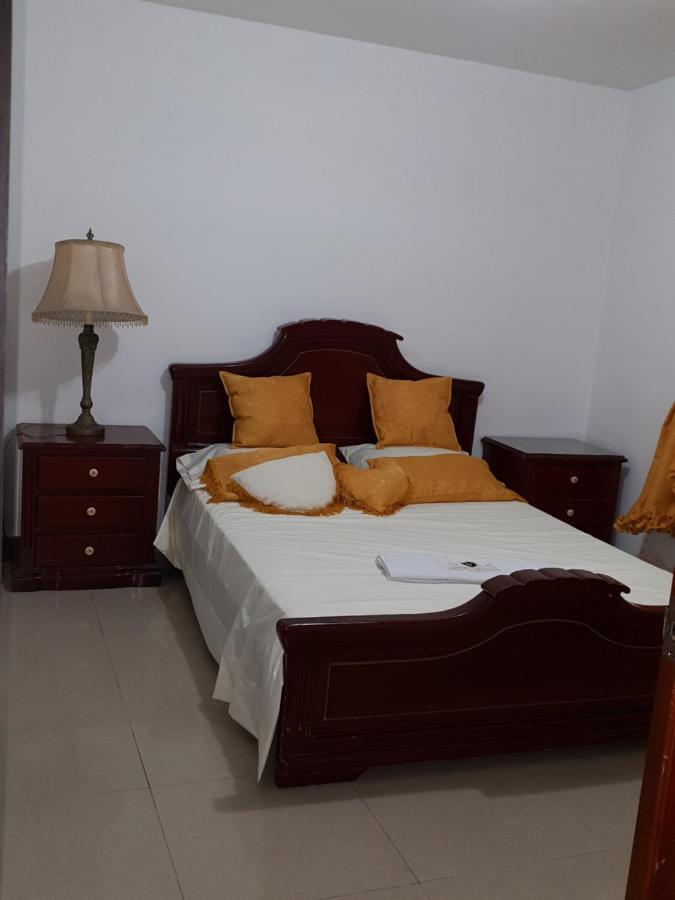Hotel Velices Буґа Екстер'єр фото